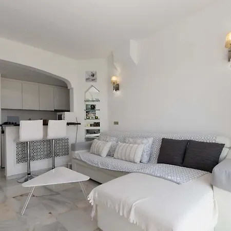 Altamira 38 - One Bed Апартаменты *