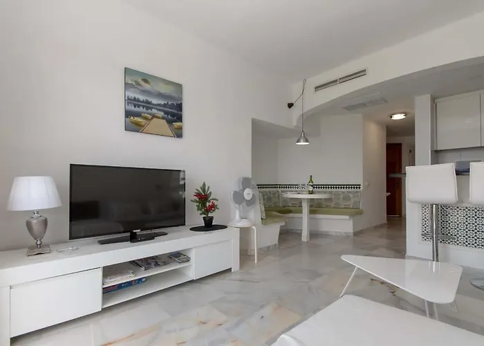 Апартаменты Altamira 38 - One Bed