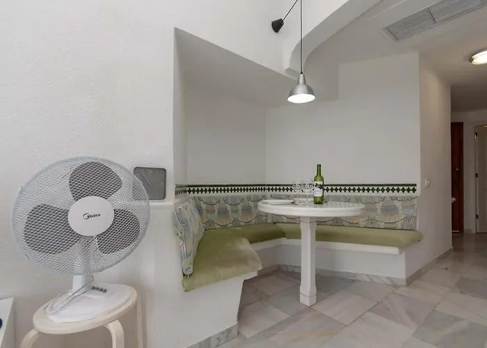 Апартаменты Altamira 38 - One Bed