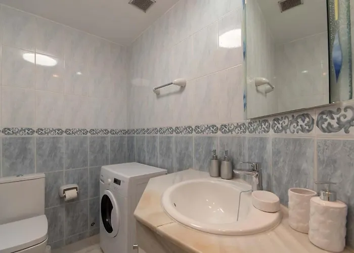 Altamira 38 - One Bed Апартаменты *