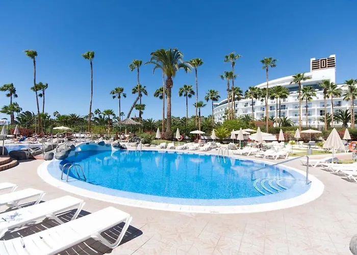 Altamira 38 - One Bed * Адехе